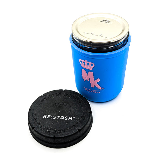 Restash Jar bleu Magic King ouvert – pot réutilisable en verre, intérieur 80 ml visible