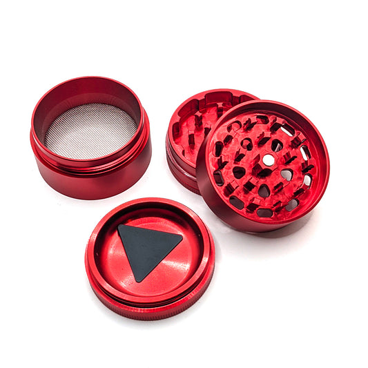 Grinder Magic King rouge en aluminium avec gravure MK et 4 compartiments ouvert