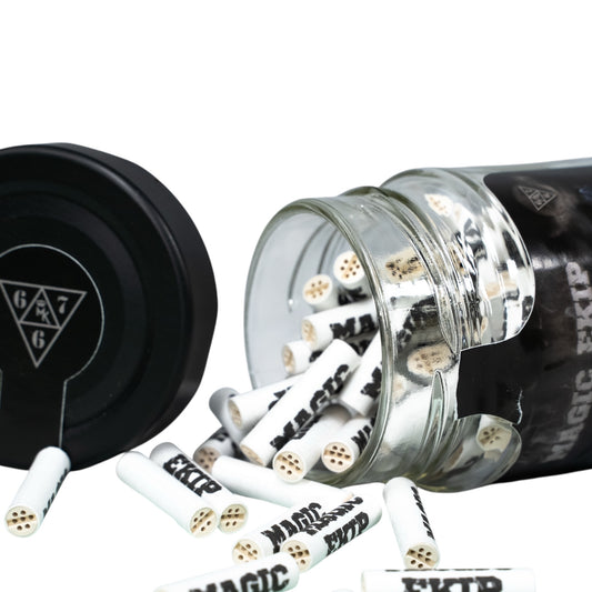 Filtres charbon MK x 667 – Pot ouvert avec filtres Purize 5.9 mm visibles, édition artistique