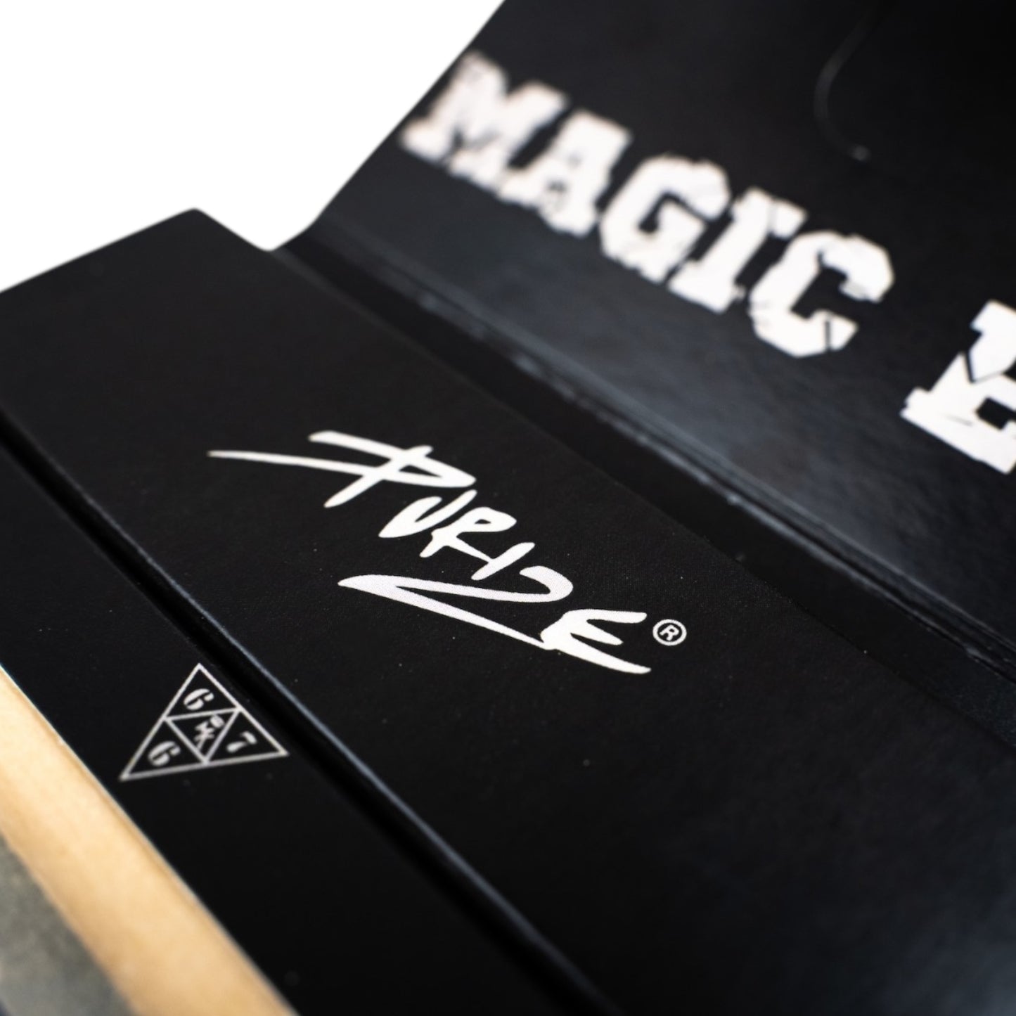 Zoom sur le papier MK x 667 – Texture naturelle, ultra fine et non blanchie