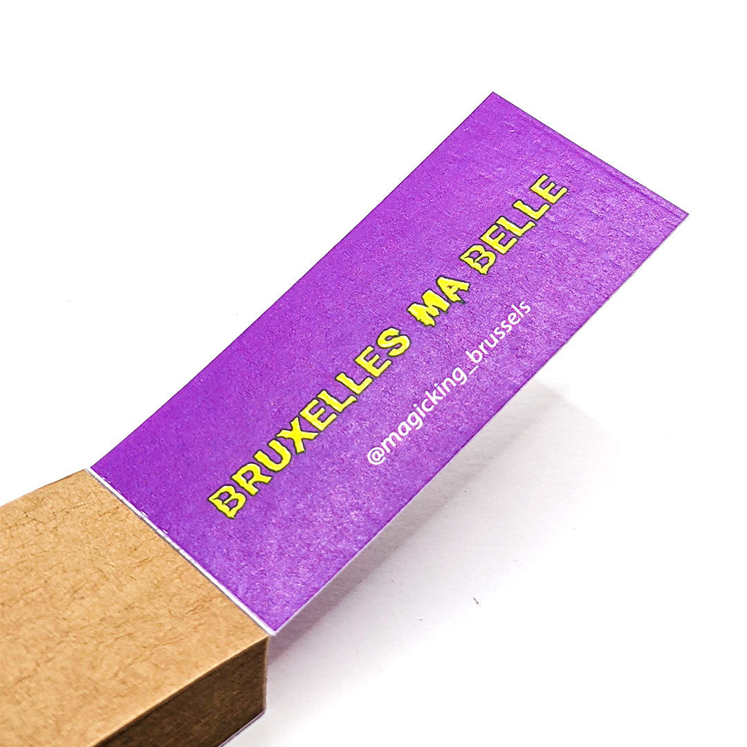 Vue de côté du carnet Magic King Tips Mauve – filtres artistiques non blanchis, format large