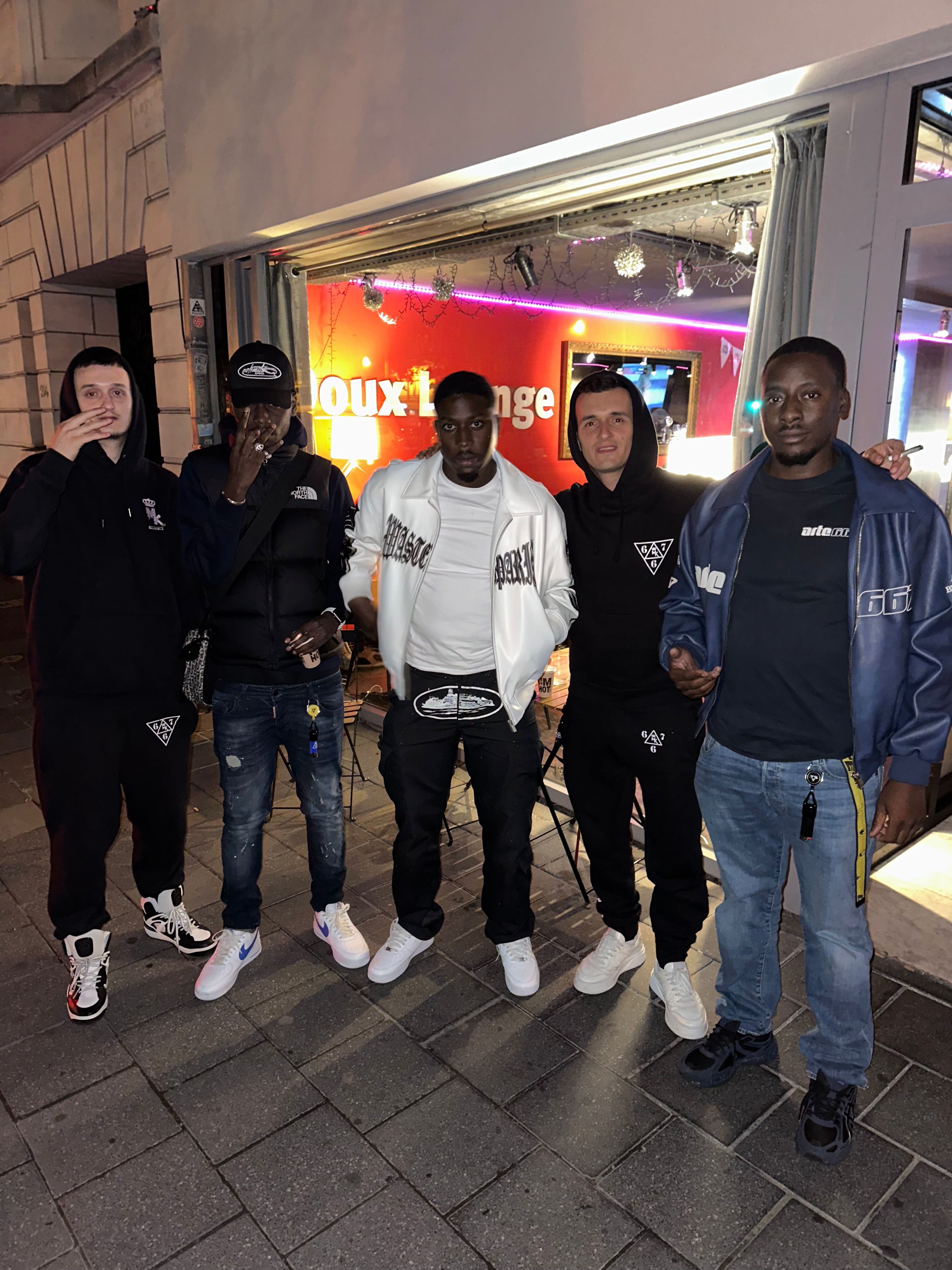 667 Ekip, Aphro S, Bagdad et Norsacce en visite chez Magic King Brussels, connexion exclusive avec le collectif culte du rap français