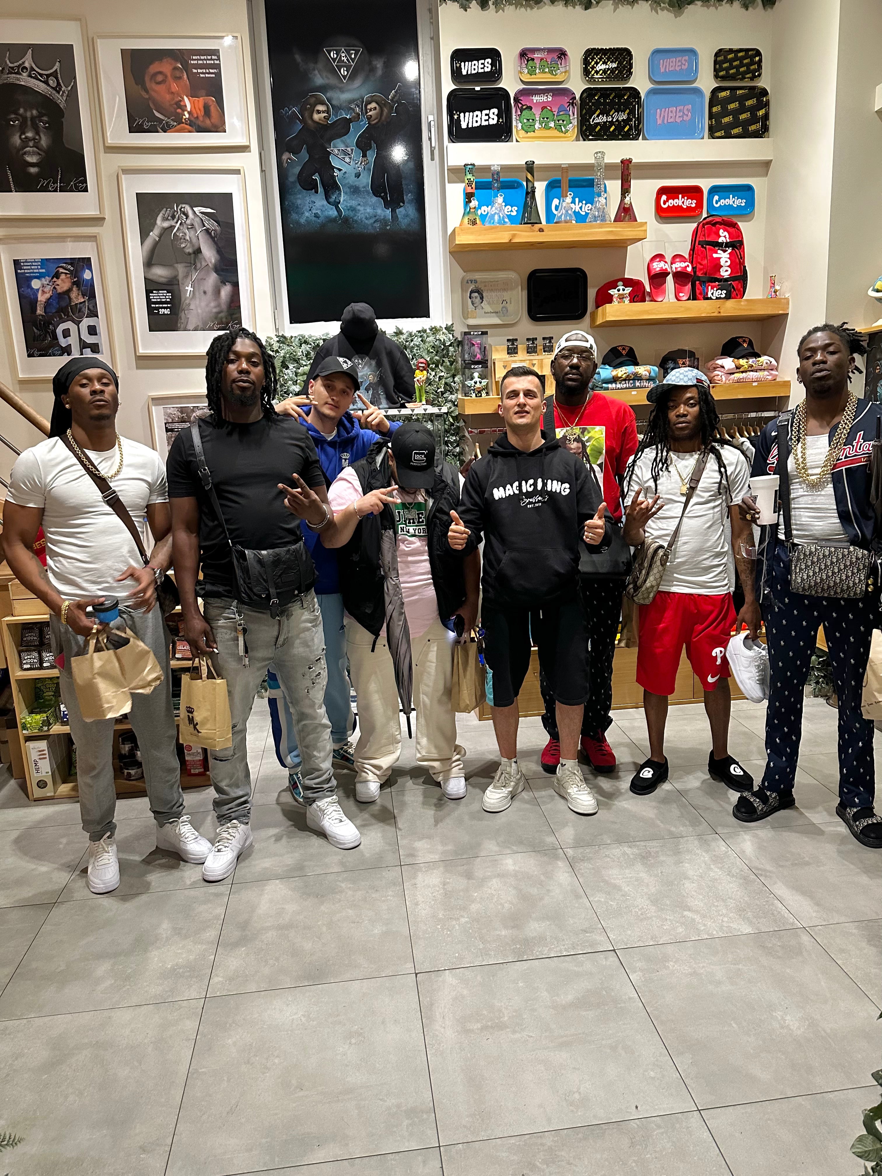 BSB, Sherkovie, Level Santana et Gazo en visite chez Magic King Brussels, rencontre marquante avec la nouvelle vague du rap français