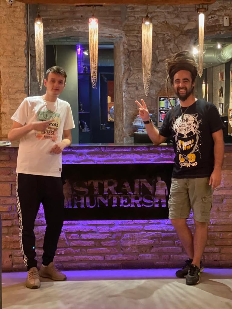 Magic King avec Dust de Strain Hunters à Barcelone – explorateur et breeder de cannabis reconnu dans le monde entier