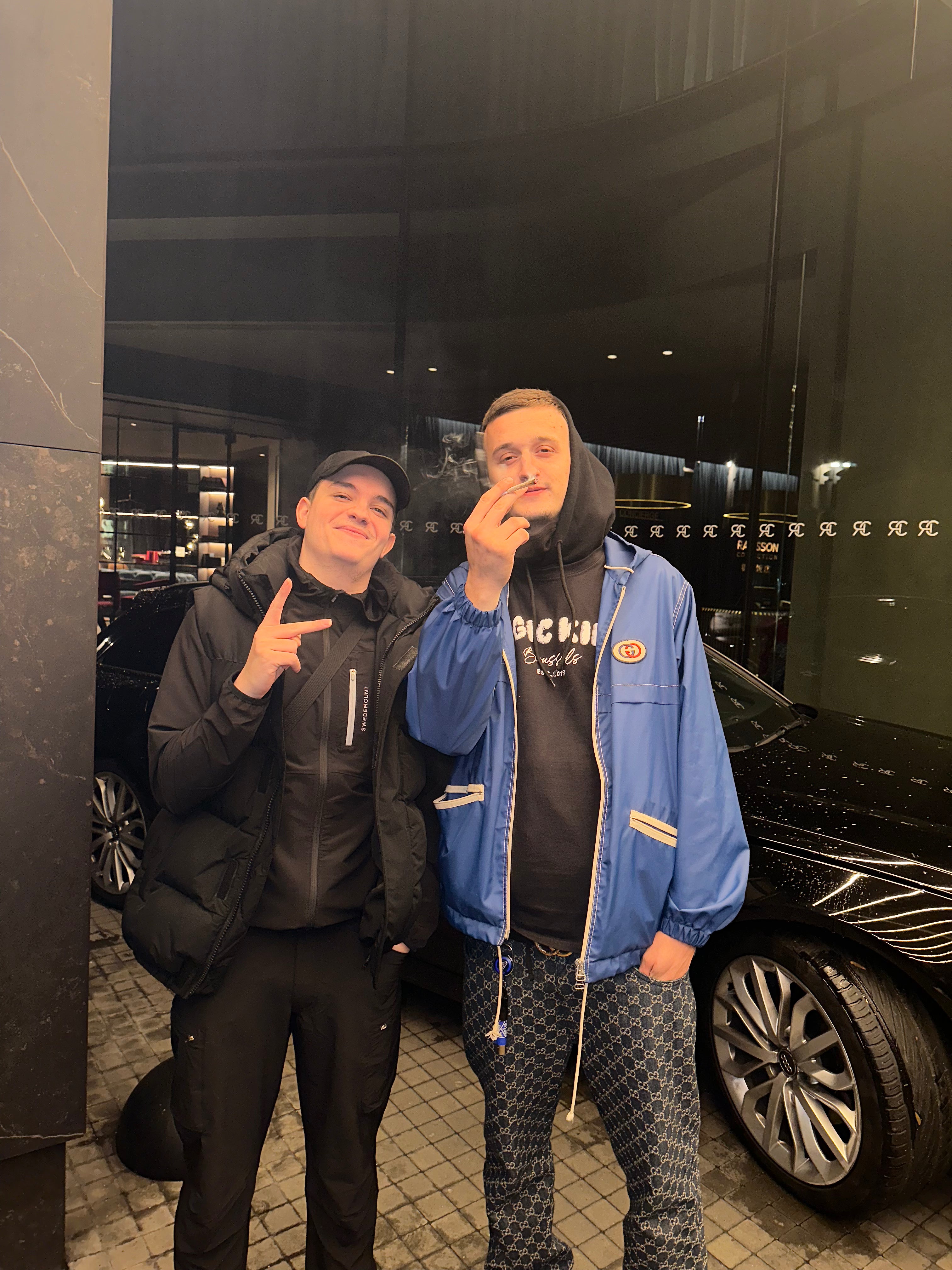 Elai, rappeur albanais, en visite à Bruxelles avec Magic King Brussels, connexion entre scène balkanique et culture canna