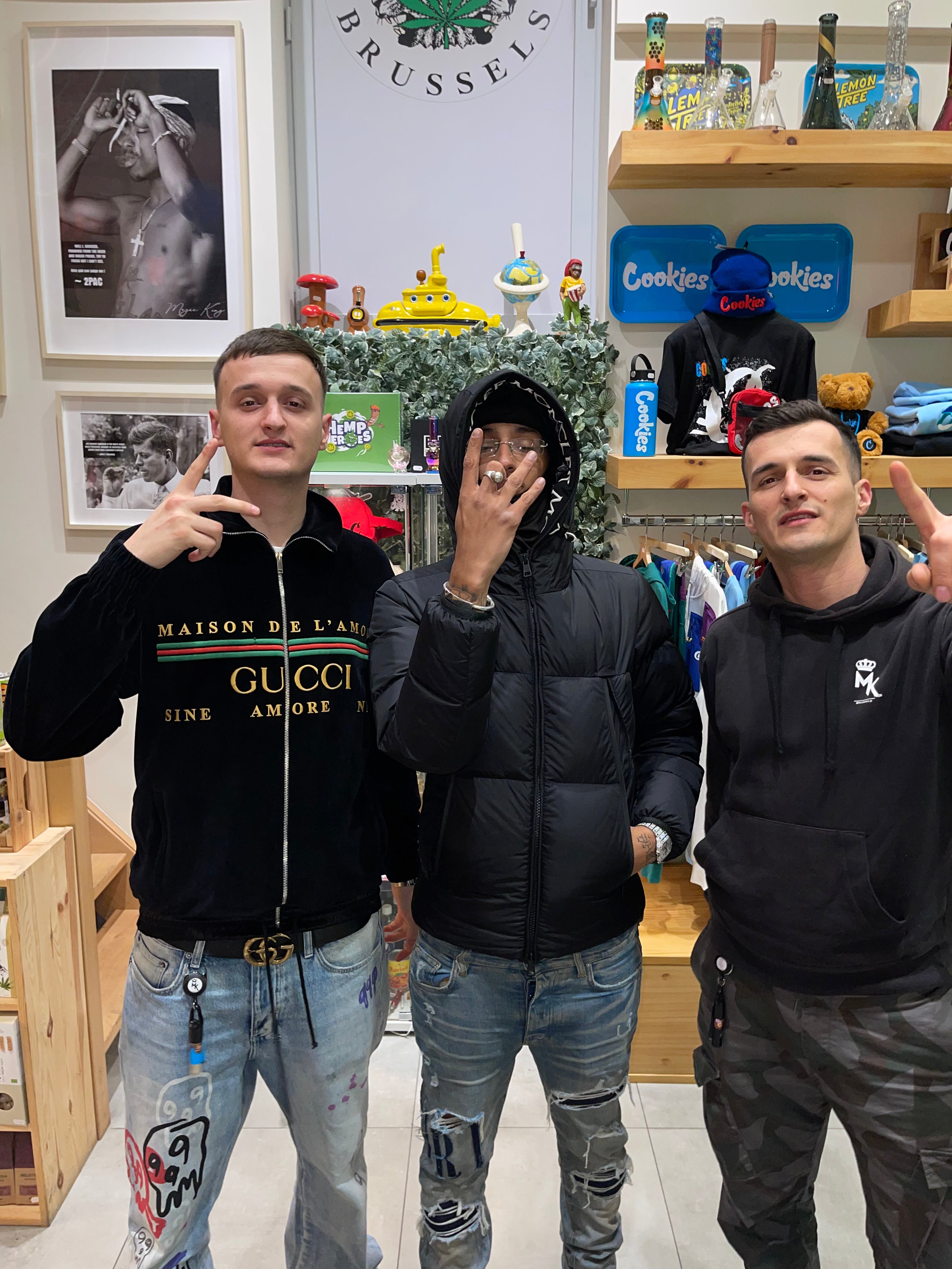 Freeze Corleone en première visite chez Magic King Brussels, moment fort avec une légende du rap français