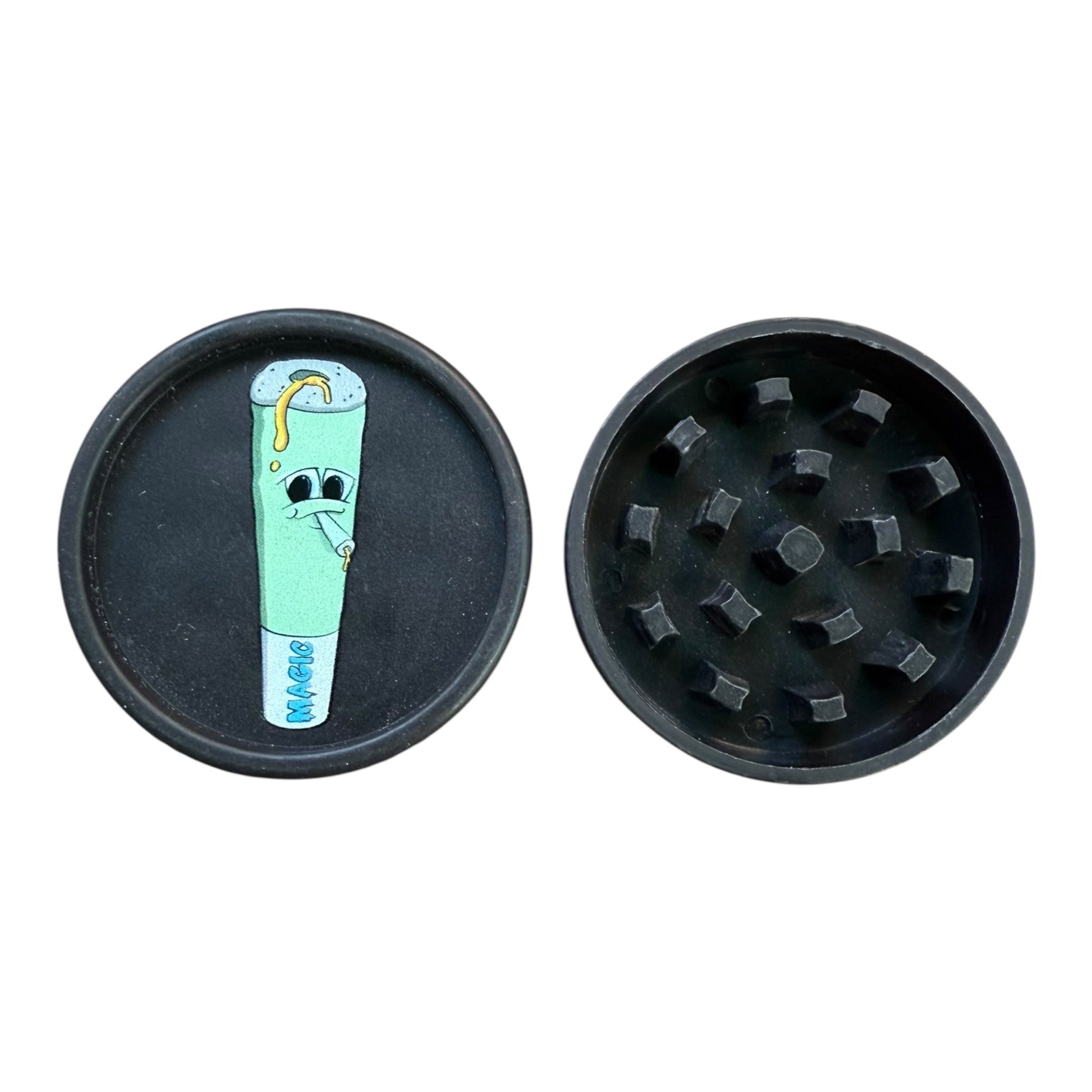 Grinder chanvre noir Magic King Magic Donuts, ouvert face avec dents visibles