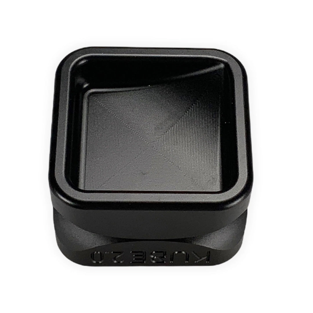 Dos du grinder Magic King x Krush noir – aluminium anodisé, édition limitée 55mm
