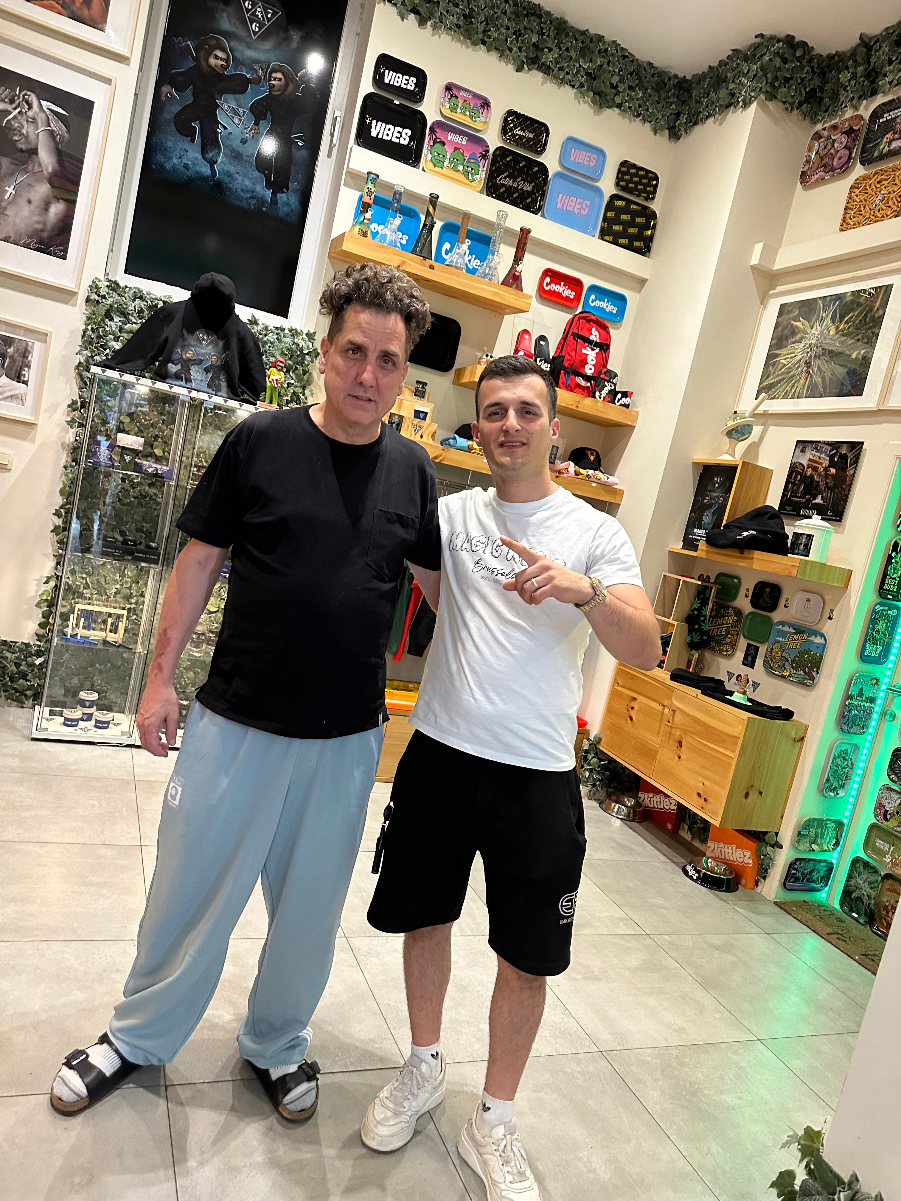 Mike Dean, producteur légendaire et maître des synthés aux USA, en visite chez Magic King Brussels