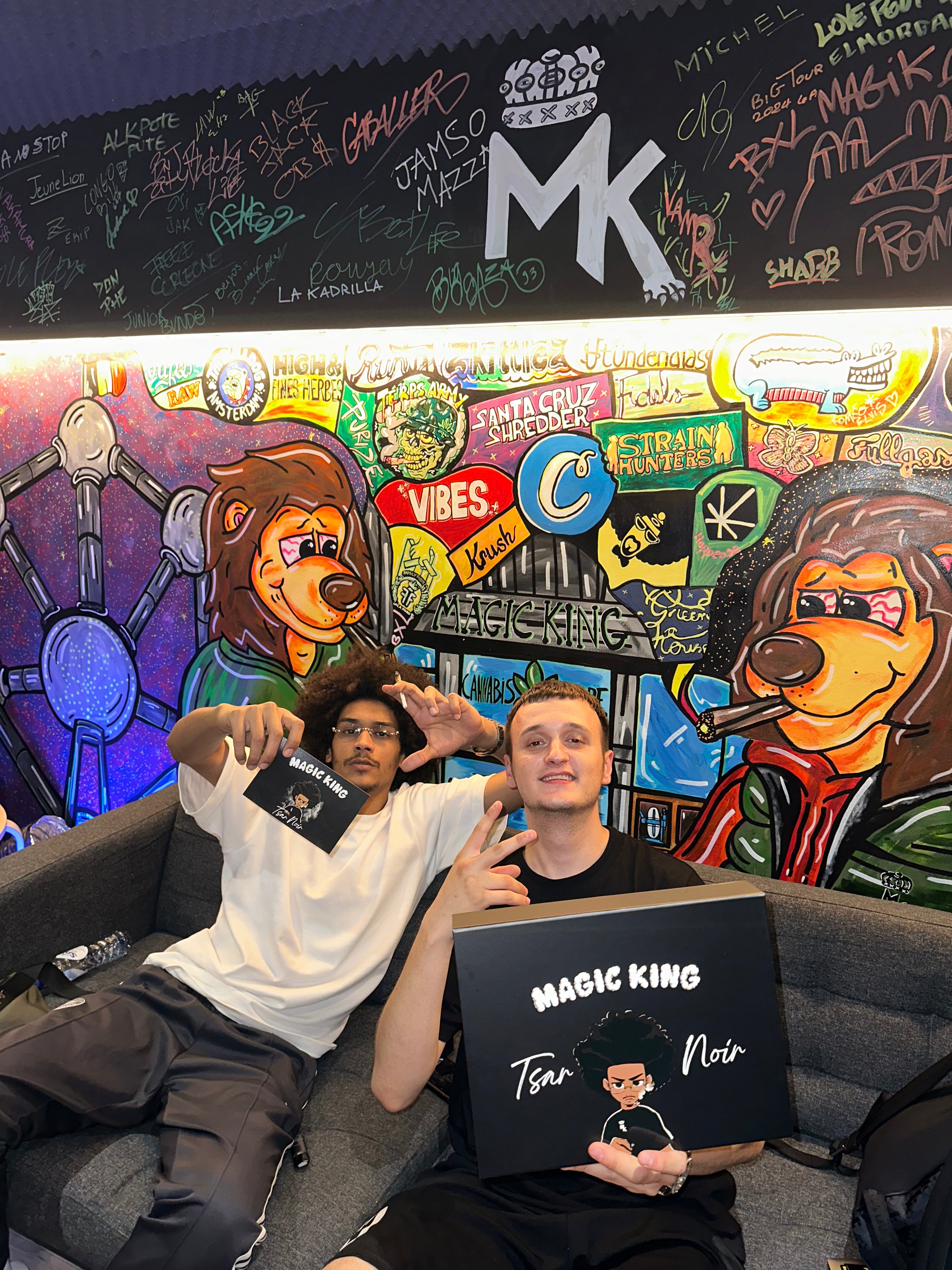 Osirus Jack en visite chez Magic King Brussels, rencontre exclusive avec l’un des visages forts du collectif 667