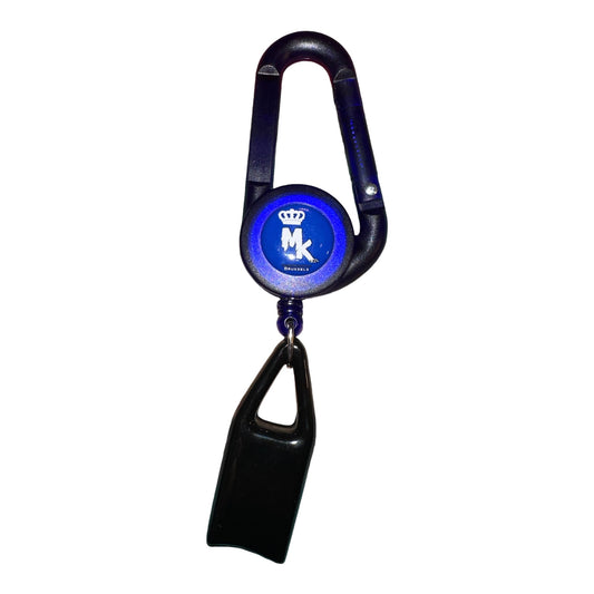 Porte-briquet Magic King MK transparent bleu version 3.0, gravure logo MK