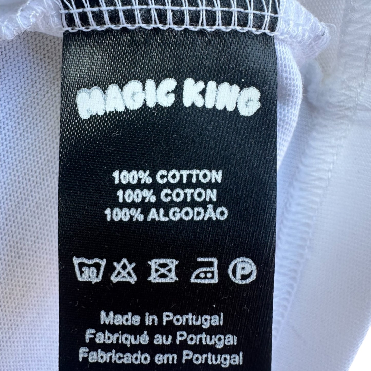 Composition du T-shirt Magic King – 100% coton, fabriqué au Portugal avec soin