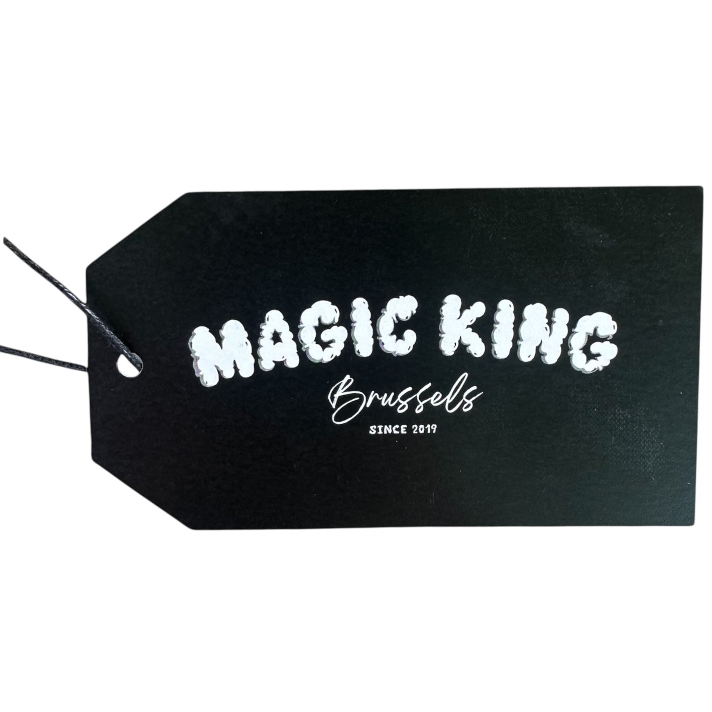 Étiquette Magic King – logo MK Classic, design premium et signature discrète